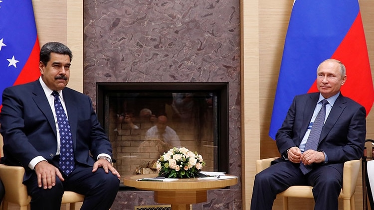 Nicolás Maduro y Vladimir Putin, en su último encuentro en Rusia en diciembre pasado (Reuters)