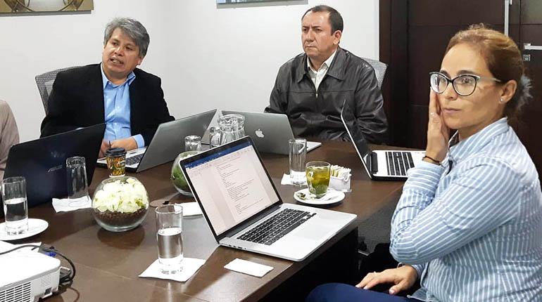 Marco Arze (centro), actual presidente del Comité Olímpico Boliviano. | COB