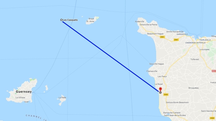 Distancia entre el último contacto con el radar y la aparición de los restos de la aeronave