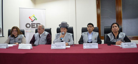 Vocales del TSE en conferencia de prensa.