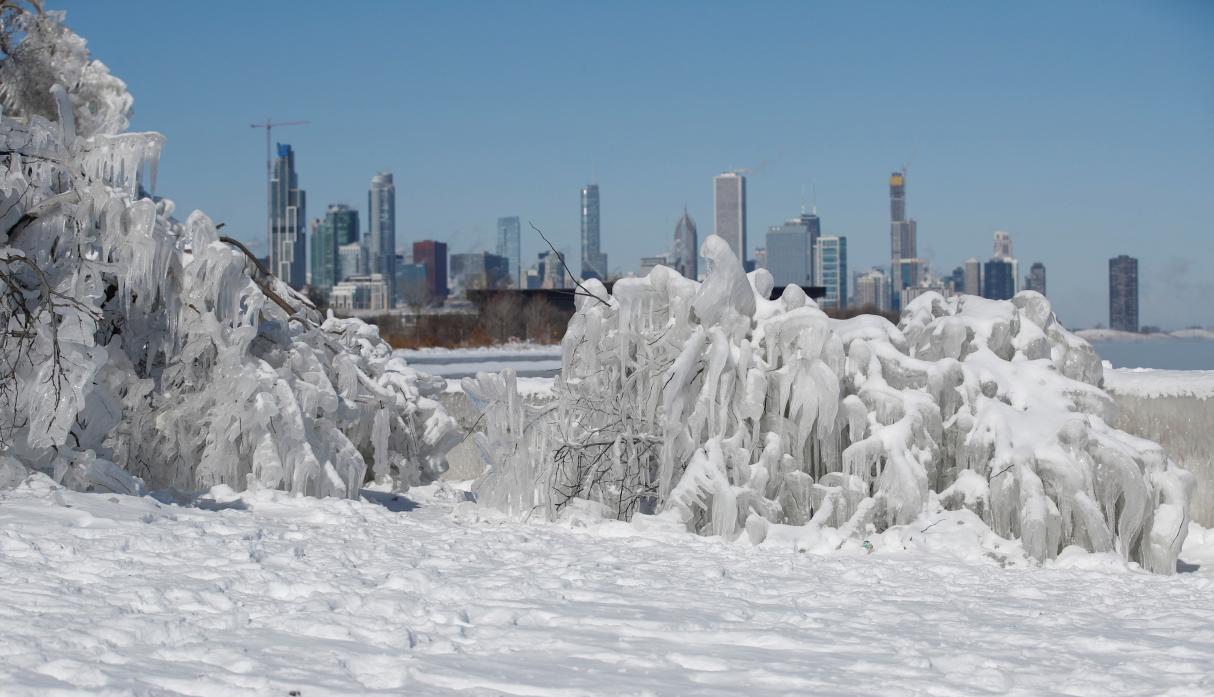 Ola de frío ártico en Estados Unidos: helada brutal congela Chicago. Foto: EFE