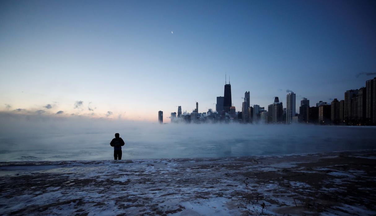 Ola de frío ártico en Estados Unidos: helada brutal congela Chicago. Foto: EFE