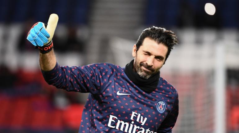 El arquero del PSG Gianluigi Buffon. | AFP