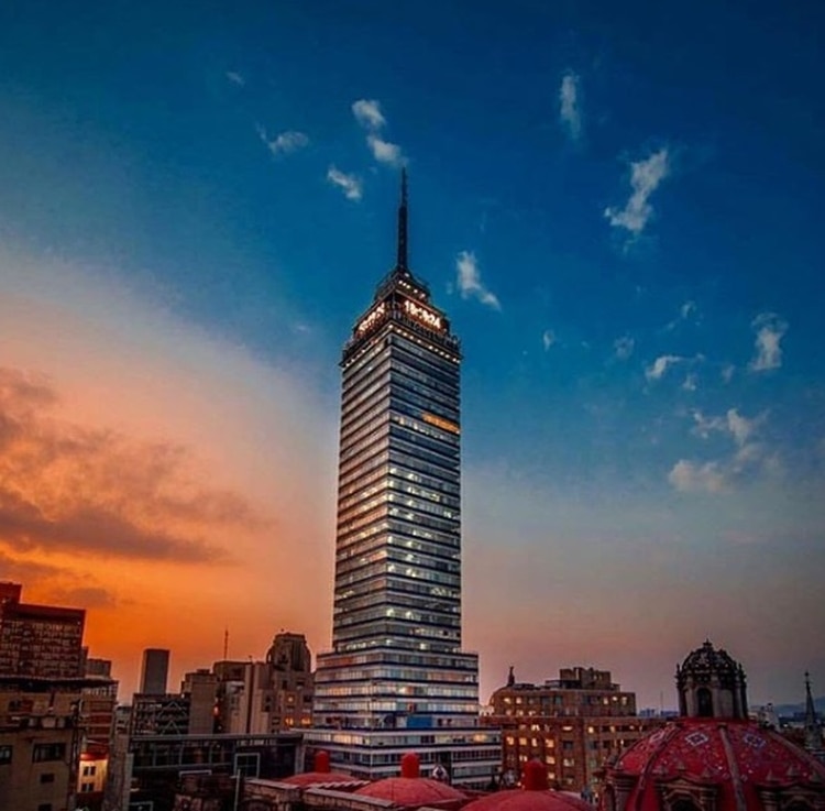 La Torre Latinoamericana cuenta con 4 miradores (Foto: Instagram)
