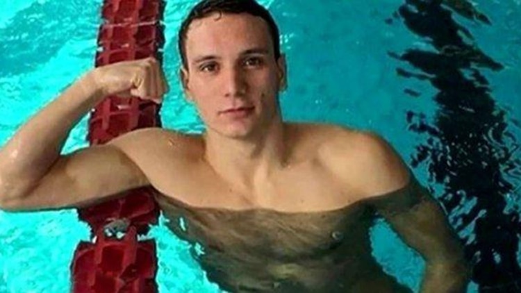 Manuel Bortuzzo, de 19 años, perdió la movilidad de sus piernas por presunto disparo de la mafia italiana