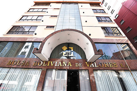 La Paz. Frontis de las oficinas de la Bolsa Boliviana de Valores (BBV).