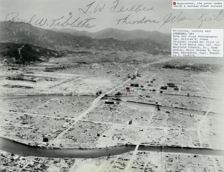 Hiroshima resultó arrasada, pero contrariamente a lo que se esperaba permaneció habitable y fue reconstruida