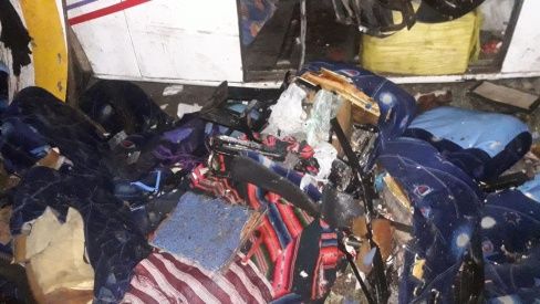 Sube a 24 el número de muertos tras choque entre bus y una volqueta en ...