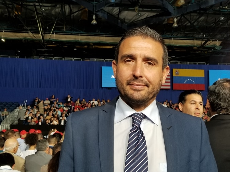 René Pedroza, vocero del alcalde de Miami, Francis Suárez.