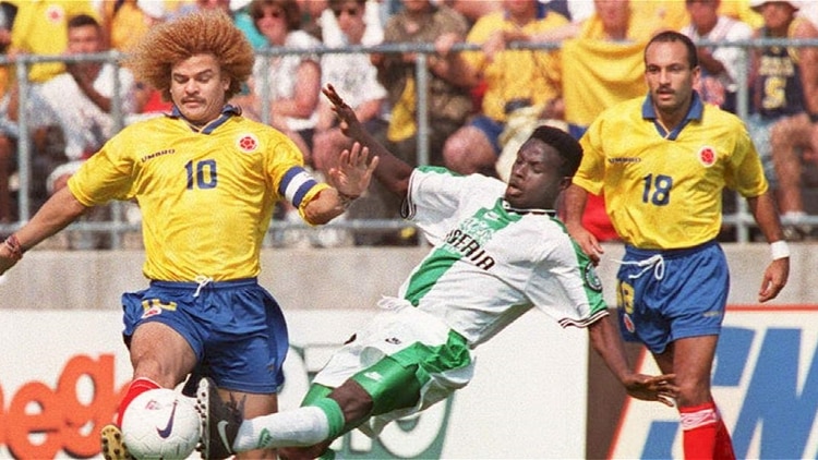 No pudo estar en el Mundial Estados Unidos 94 por una lesión, pese a jugar en las eliminatorias.