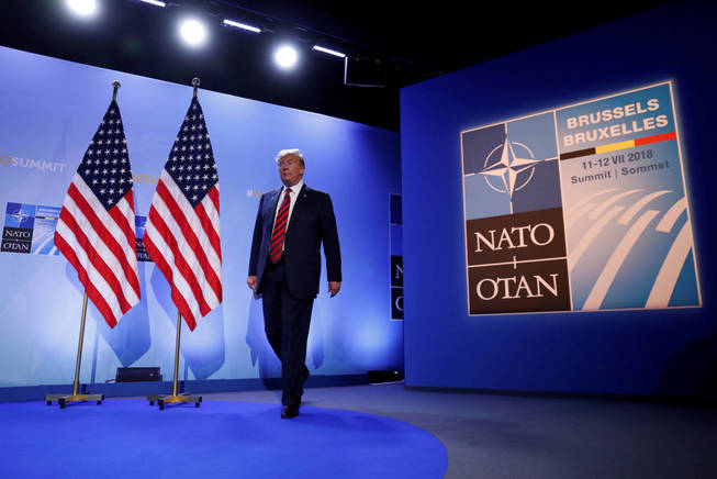 Trump entando en su rueda de prensa posterior a la cumbre de la OTAN (REUTERS)