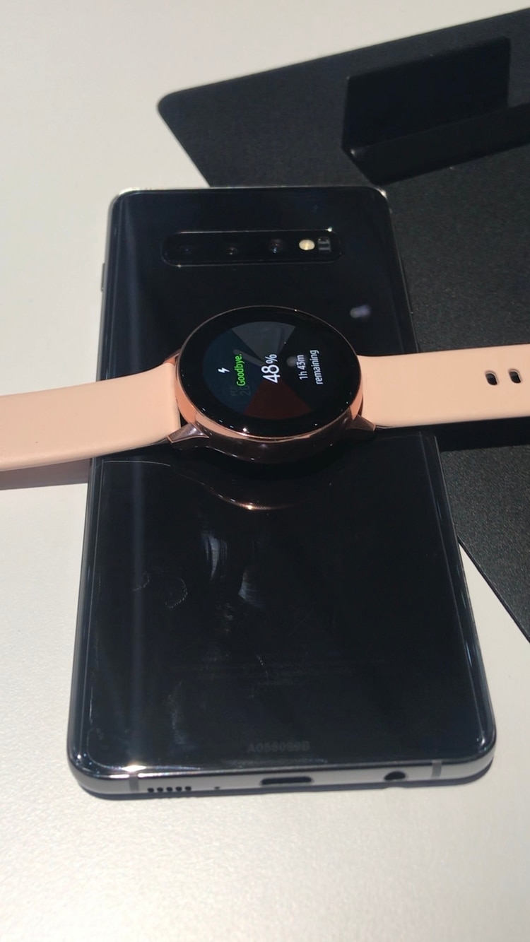 El Samsung Galaxy S10 en todos sus modelos funciona como un cargador inalámbrico