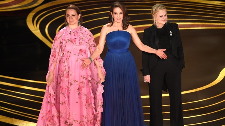 Maya Rudolph, Tina Fey Y Amy Poehl en la entrega de los Oscars (Foto: AP)
