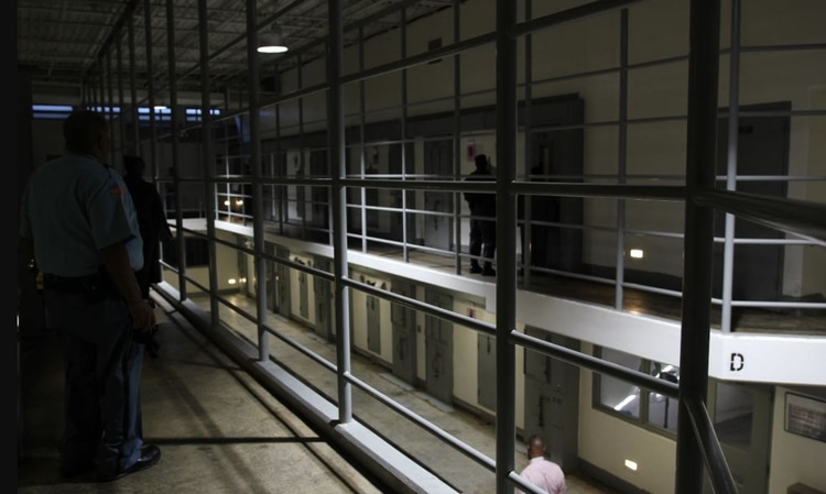 El confinamiento solitario se ha utilizado históricamente como forma de tortura (Craig Haney)