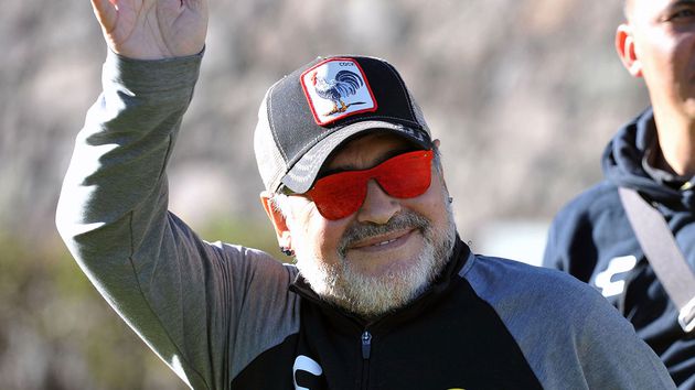 Maradona recordÃ³ su gol ante Italia tras el triunfo de Dorados en penales