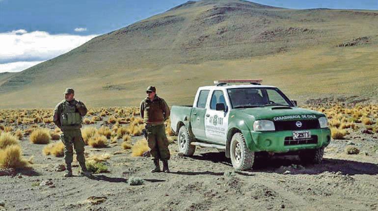 Carabineros chilenos en la frontera con la provincia Sud Lípez, Potosí. | AGENCIAS