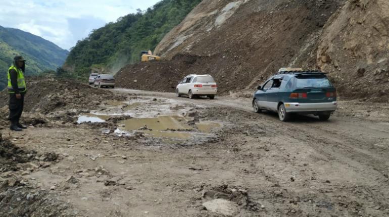 Trabajos de la ABC en rutas al norte de La Paz | ABC