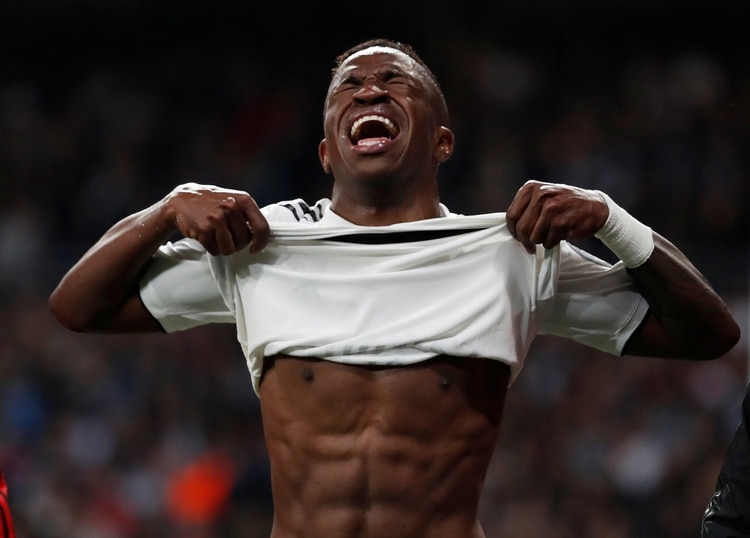 Vinicius estará dos meses de baja tras sufrir una lesión contra el Ajax