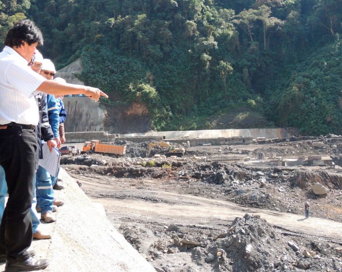 INICIO DE OBRA EN UNA DE LAS MEGAHIDROELÉCTRICAS EN PRESENCIA DEL PRIMER MANDATARIO DEL ESTADO, EVO MORALES.