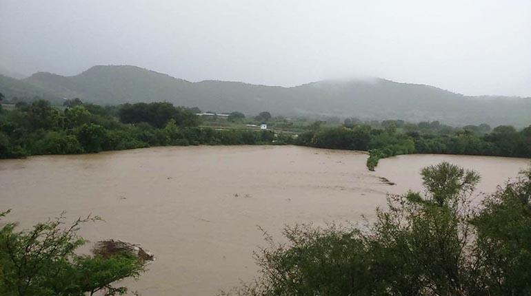 El río Yapacaní tuvo una crecida alarmante, ayer. | EL DEBER