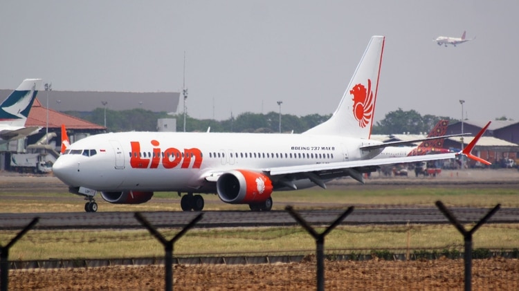 Un 737 MAX 8 de Lion Air, como el que se accidentó en octubre de 2018 (Wikipedia)