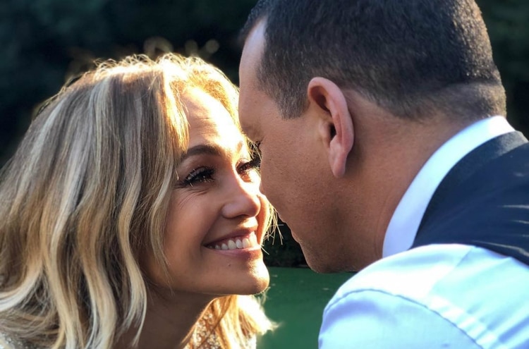 Jennifer Lopez y Alex Rodríguez se comprometieron tras dos años de novios (Instagram)
