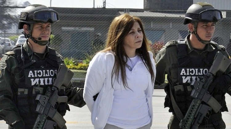 Dolly Cifuentes Villa, detenida en 2014 junto a su hijo Jaime Roll.