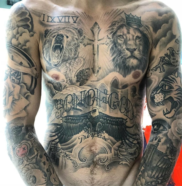 Los tatuajes que cubren el cuerpo del cantante (Instagram: Justin Bieber)