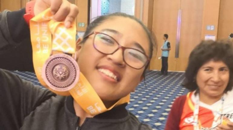 Una de las medallistas bolivianas . | Ministerio de Deportes