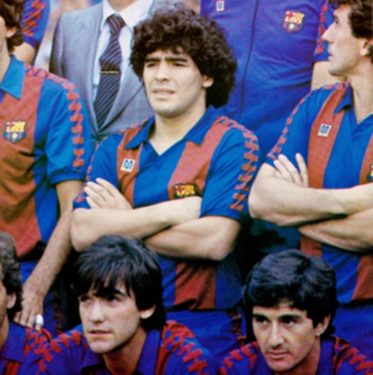 Maradona sufrió una severa lesión en el tobillo