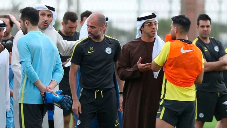 Pep Guardiola y el jeque Mansour bin Zayed bin Sultan Al Nahyan, propietario del Manchester City