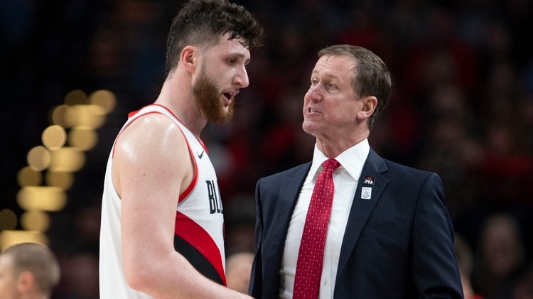 Nurkic llevaba 32 puntos y 16 rebotes al momento de sufrir la grave fractura ante Brooklyn Nets (AP)
