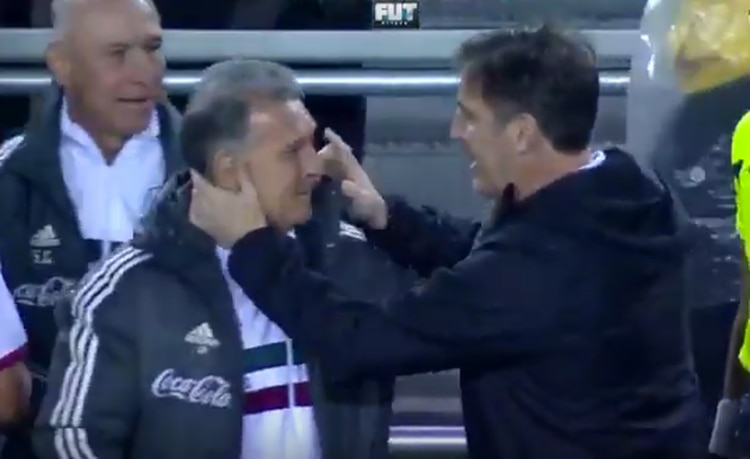 El “Tata” recibió las disculpas de su amigos Eduardo Berizzo (Foto: Captura de video)