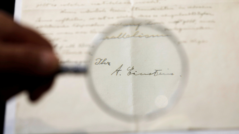 Subastarán una carta de Einstein en la que denuncia la 