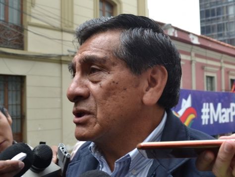 El ministro de Obras Públicas, Servicios y Vivienda, Óscar Coca.