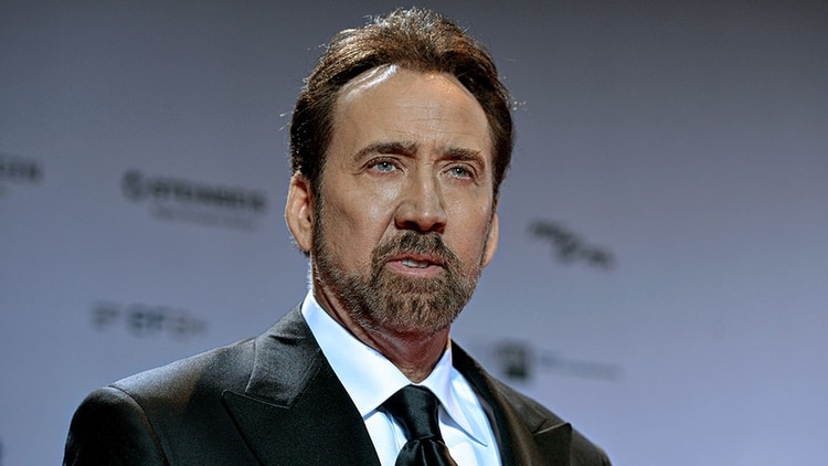Esta semana se publicó un video en el que aparecía Nicolas Cage mostrando un extraño comportamiento, minutos antes de conseguir su licencia de matrimonio en Las Vegas (Foto: Archivo/Getty Images)