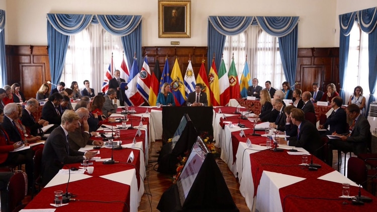 El Grupo de Contacto reunido en Quito