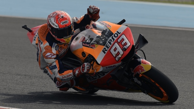 Marc Marquez logró una nueva “pole position” en el MotoGP y saldrá primera en Argentina (AFP)
