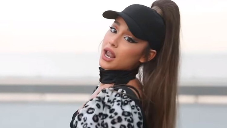 La cantante Ariana Grande habló en Twitter sobre su sexualidad (Foto: YouTube Ariana Grande)