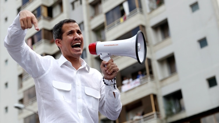 Juan Guaidó llamó a manifestarse este sábado