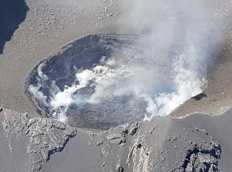Fotografía del Popocatépetl tomada por el subdirector de riesgos volcánicos del Cenapred, Ramón Espinasa Pereña, en un sobrevuelo realizado junto con la Policía Federal el 15 de marzo del 2019