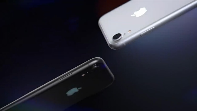 Jiang supuestamente presentó 3.069 reclamaciones de garantía y Apple otorgó 1.493 iPhones de reemplazo como resultado. Con el valor estimado de $ 600 por teléfono Foto: Apple