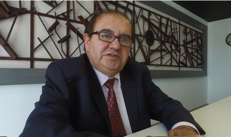 Andrés Lugo sostiene que hay una relación entre crímenes violentos y exposición a neurotoxinas. (Foto: Juan Manrique/ Infobae México)