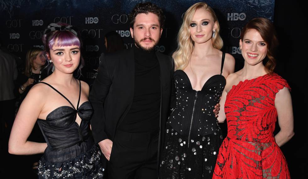 Maisie Williams, Kit Harington, Sophie Turner y Rose Leslie, el miércoles en la presentación de 