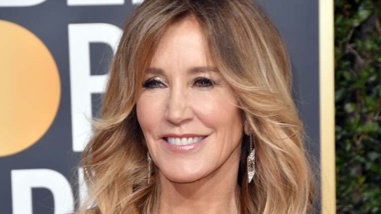 Felicity Huffman pagó para que su hija fuera aceptada en la universidad (Crédito: Grosby)