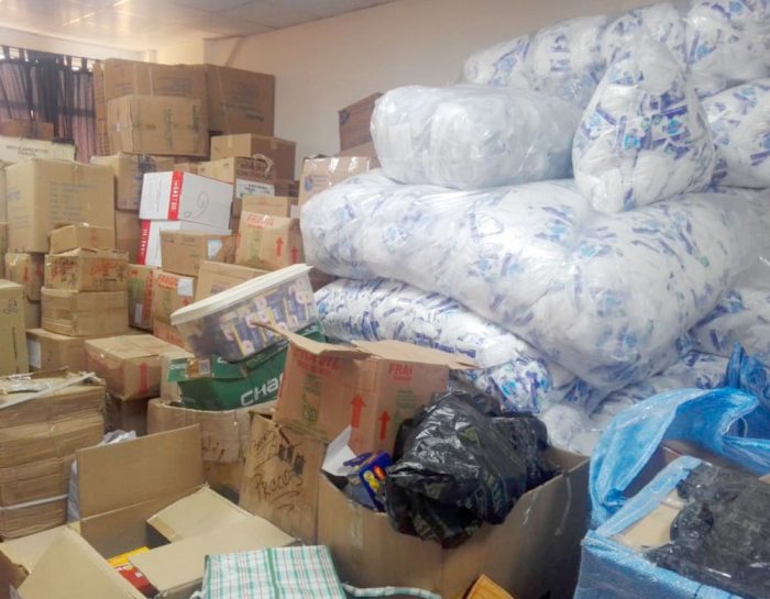 PARTE DE LAS TONELADAS DE FÁRMACOS ADULTERADOS, FALSIFICADOS E INGRESADOS DE CONTRABANDO INCAUTADO POR LA FELCC.