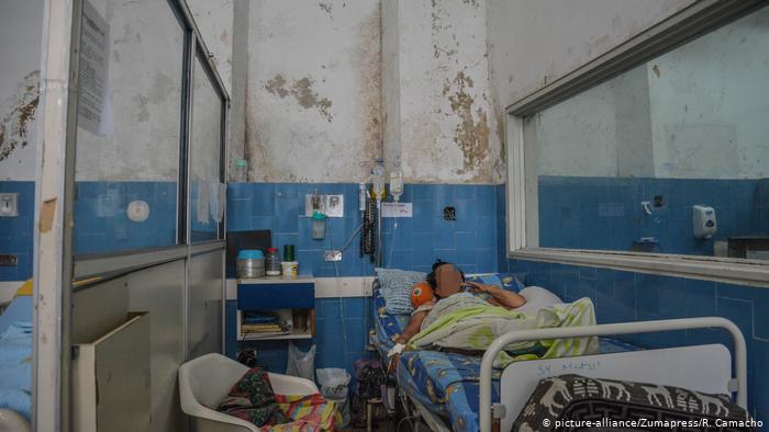 Venezuela Gesundheitssystem (picture-alliance/Zumapress/R. Camacho)