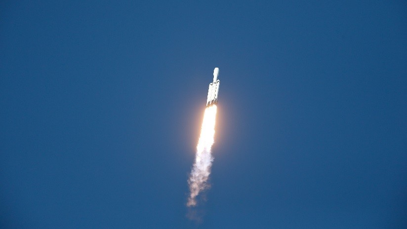 VIDEO: SpaceX realiza el primer lanzamiento comercial del Falcon Heavy, el cohete más potente del mundo