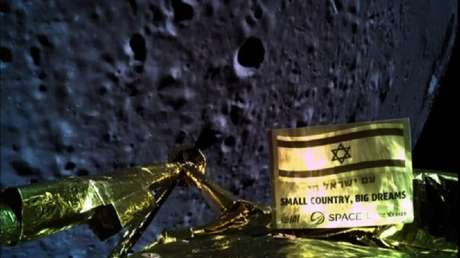 Una imagen tomada por la nave espacial israelí Beresheet antes de un intento de alunizaje, 11 de abril de 2019