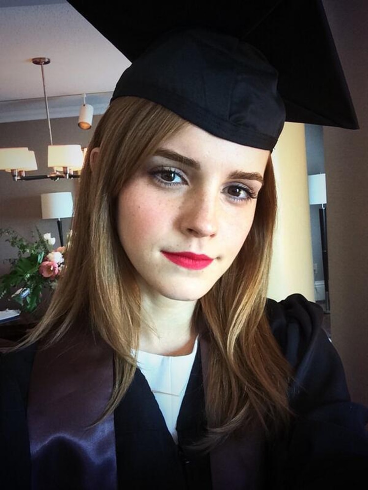 Emma Watson se graduó por la Universidad de Brown